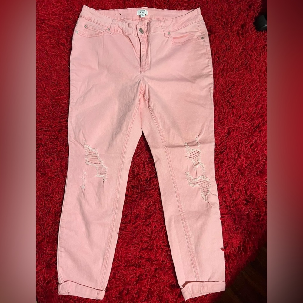 EUC- Crown & Ivy jeans - size 14